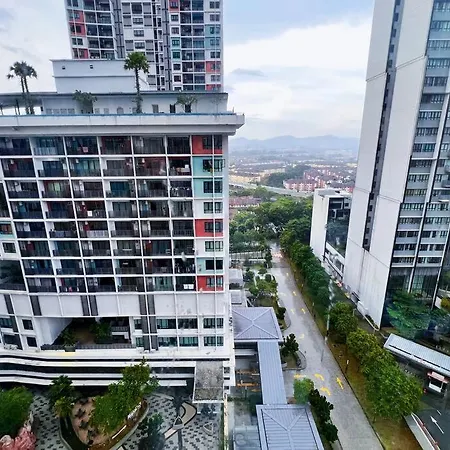 2 Bedroom & 2 Bth With Free Parking @ Near Themepark, Snowwalk & Central I-City Mall Shah Alam Exterior photo