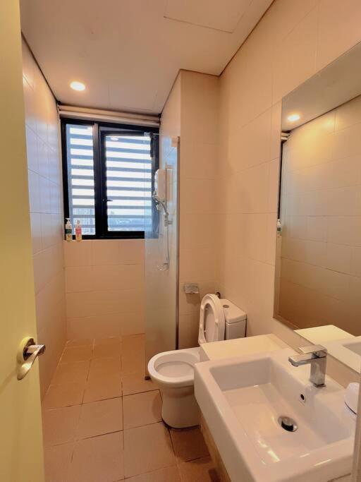 2 Bedroom & 2 Bth With Free Parking @ Near Themepark, Snowwalk & I-city Mall * Shah Alam